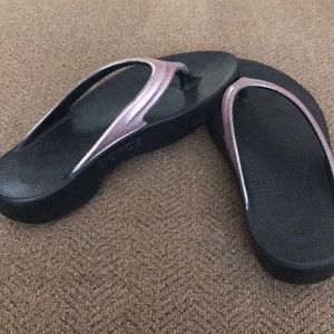 Oofos Flip Flops